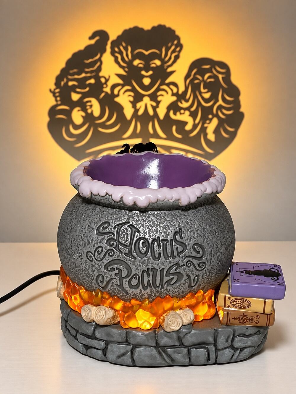 Scentsy Hocus Pocus Halloween Cauldron Warmer Shadow Projection Disney